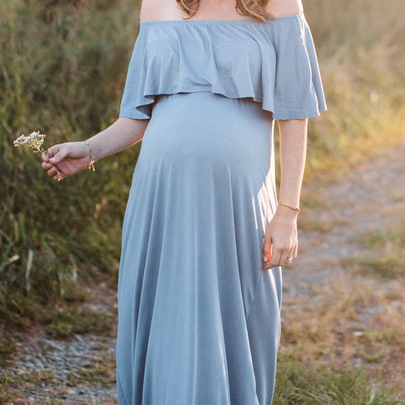 Off the Shoulder Maxi Maternity Dress - Picture 5 of 7